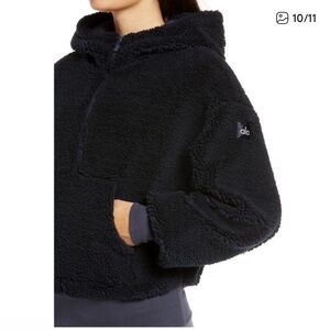 Alo Yoga Streetside Half Zip Sherpa Hoodie S in Navy Blue